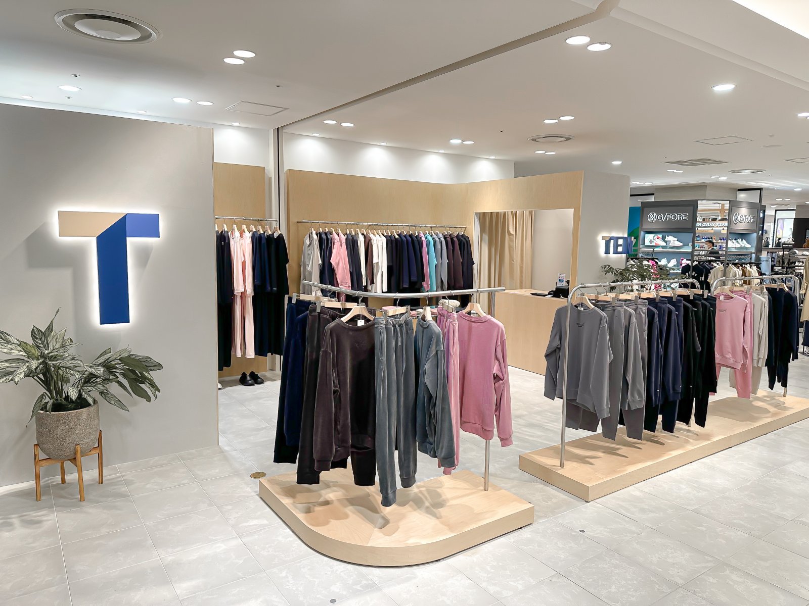 20260201_阪急うめだ本店（リニューアル後） (1).jpg