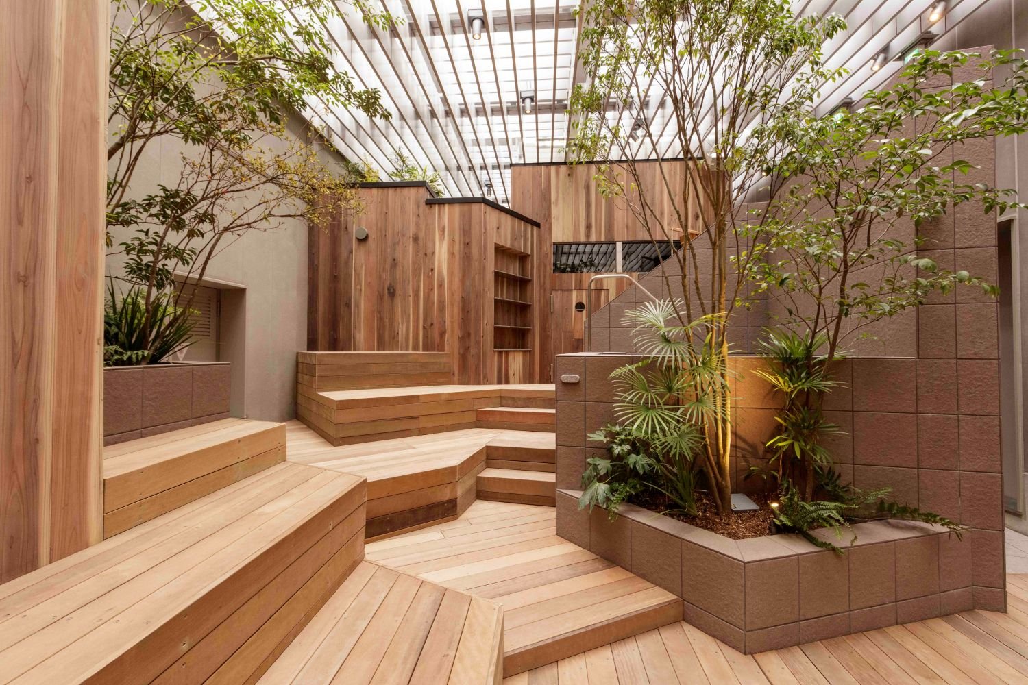 04_RETREAT IN SCENTS_SAUNAS.jpg