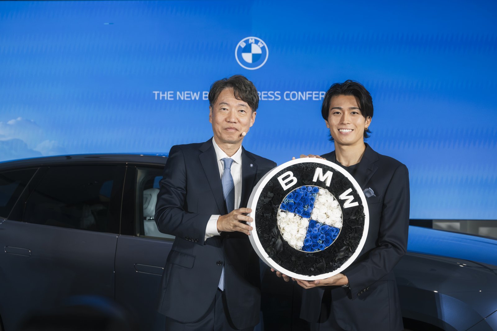 BMWジャパン上野金太郎、プロサッカー中村敬斗選手