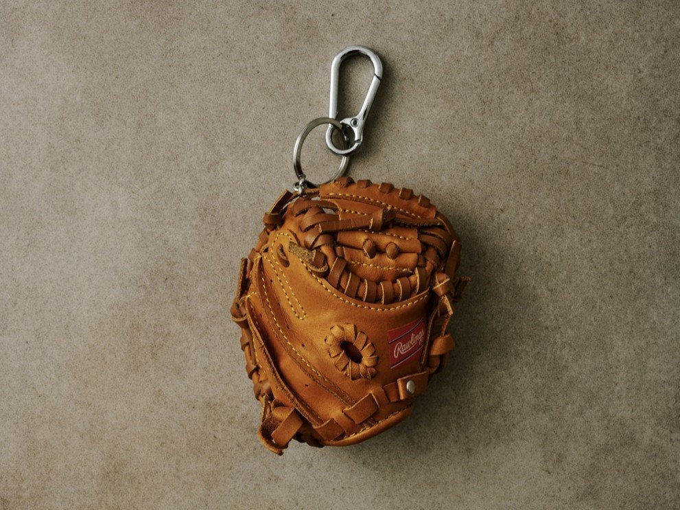 ローリングス®のミニチュアグラブキーホルダーの写真