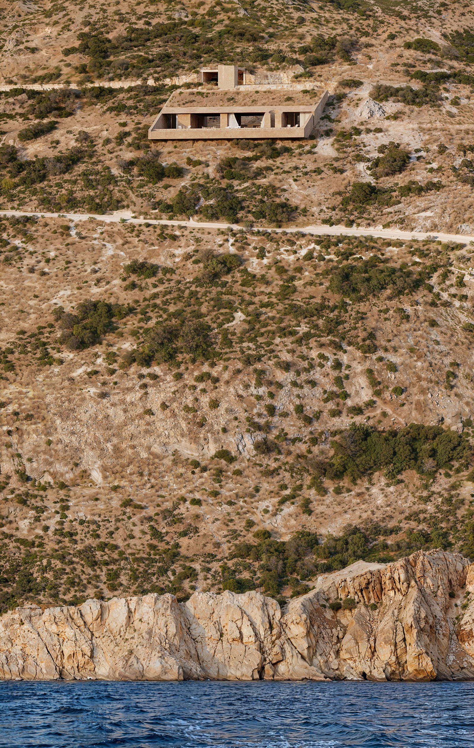 Oppenheim Architecture_Signature Villa_2025 (14).jpg