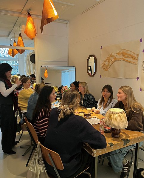 アートカフェ（The Art Café）