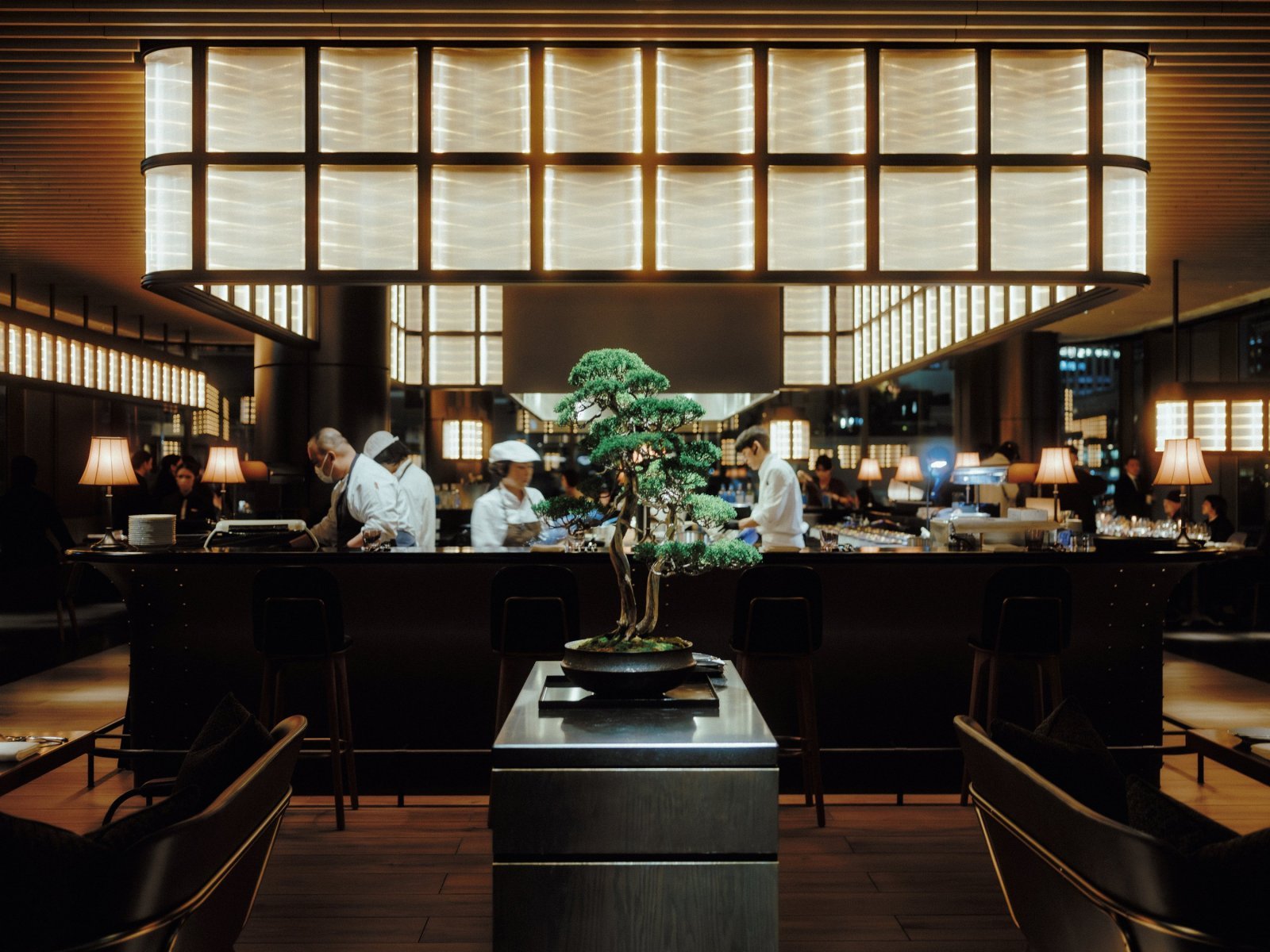 5Janu Tokyo, Japan - F&B, Janu Grill, Festive Dinner 2025 TRADMAN’S BONSAI Collaboration.jpg