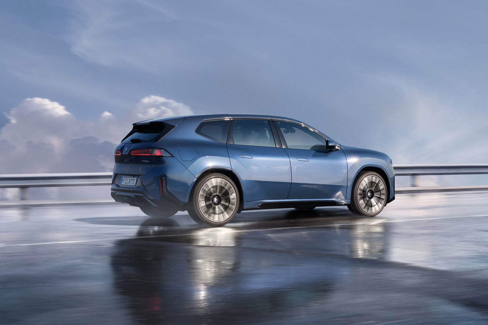 BMW新型SUV「iX3」
