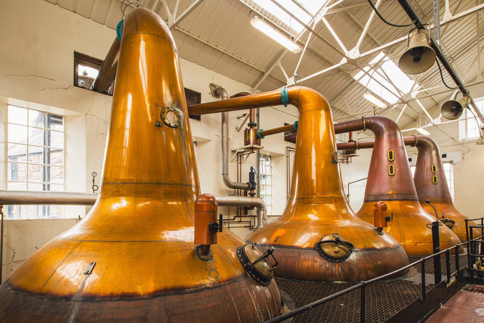 7_2023-LifestylePhotography-Distillery-18.jpg
