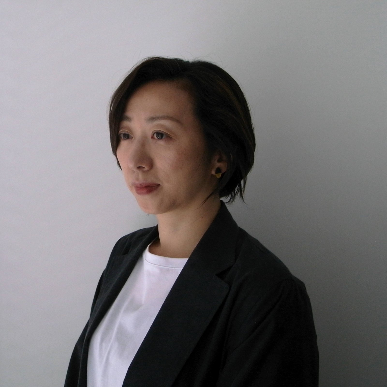 竹内万里子