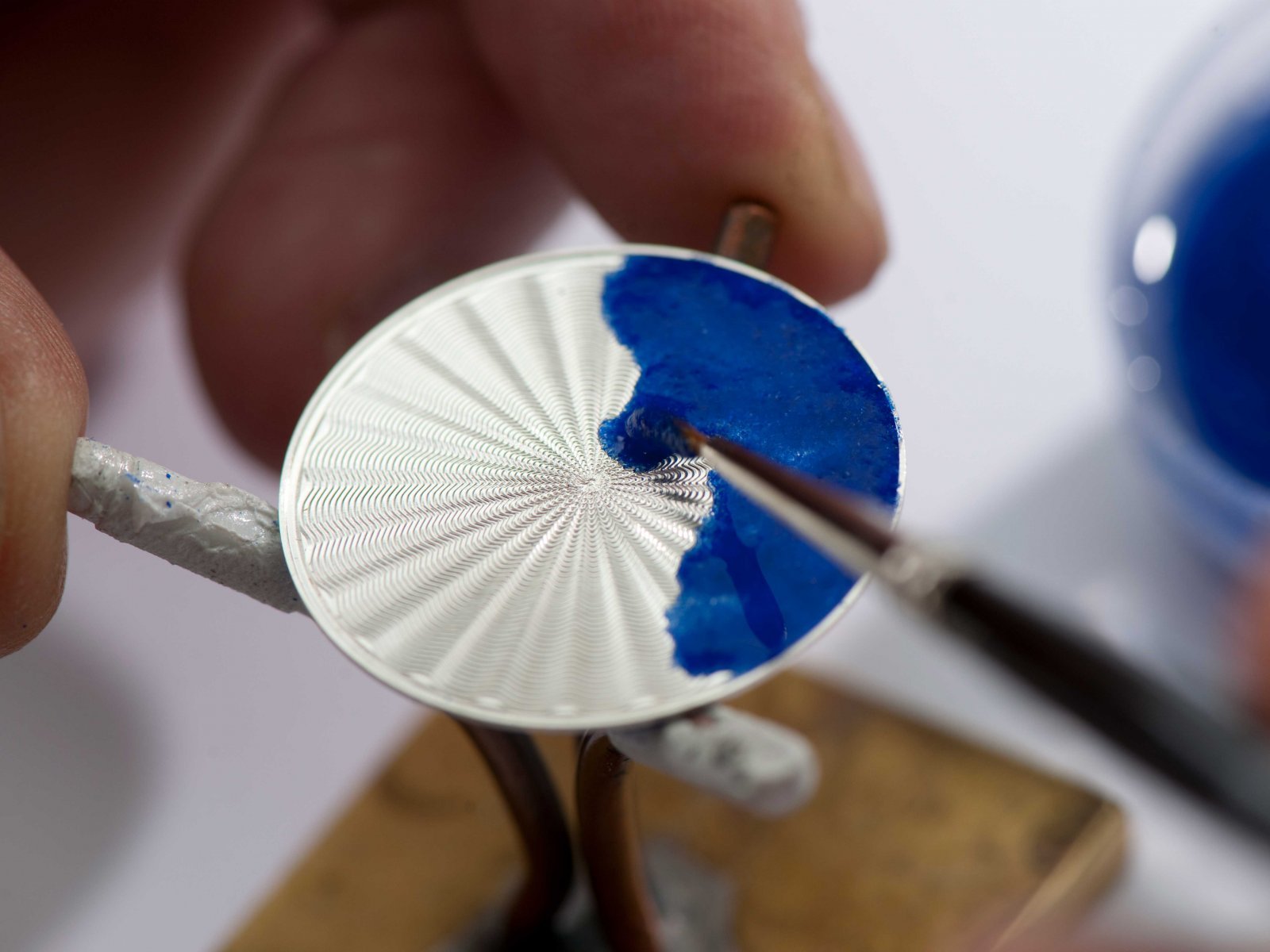 DonzeCadrans_Enameling-process_2.jpg