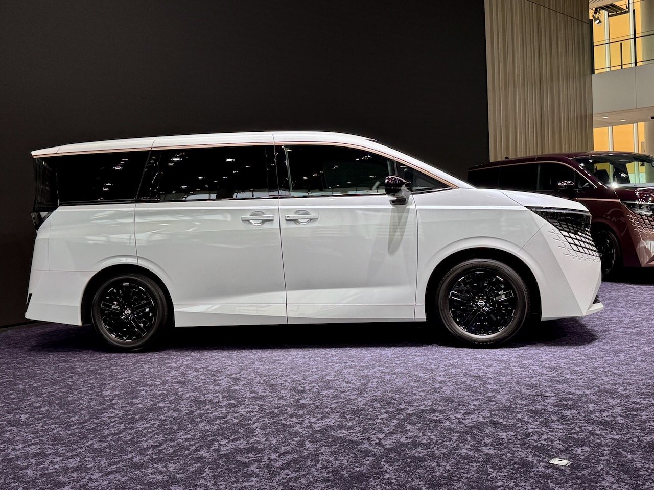 日産 新型 エルグランド