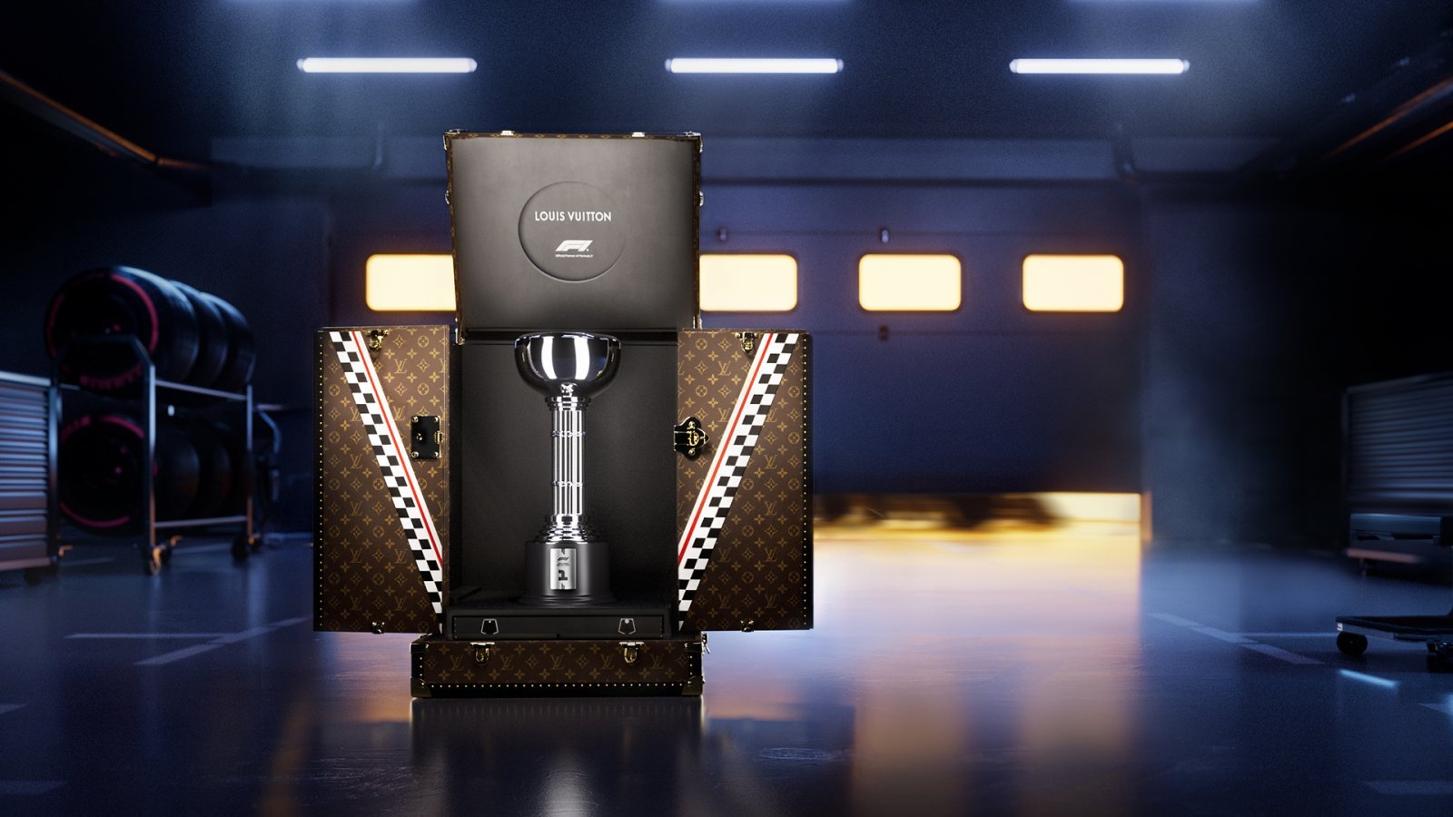 LOUIS VUITTON x FORMULA 1_JAPANESE TROPHY TRUNK 20263.jpg