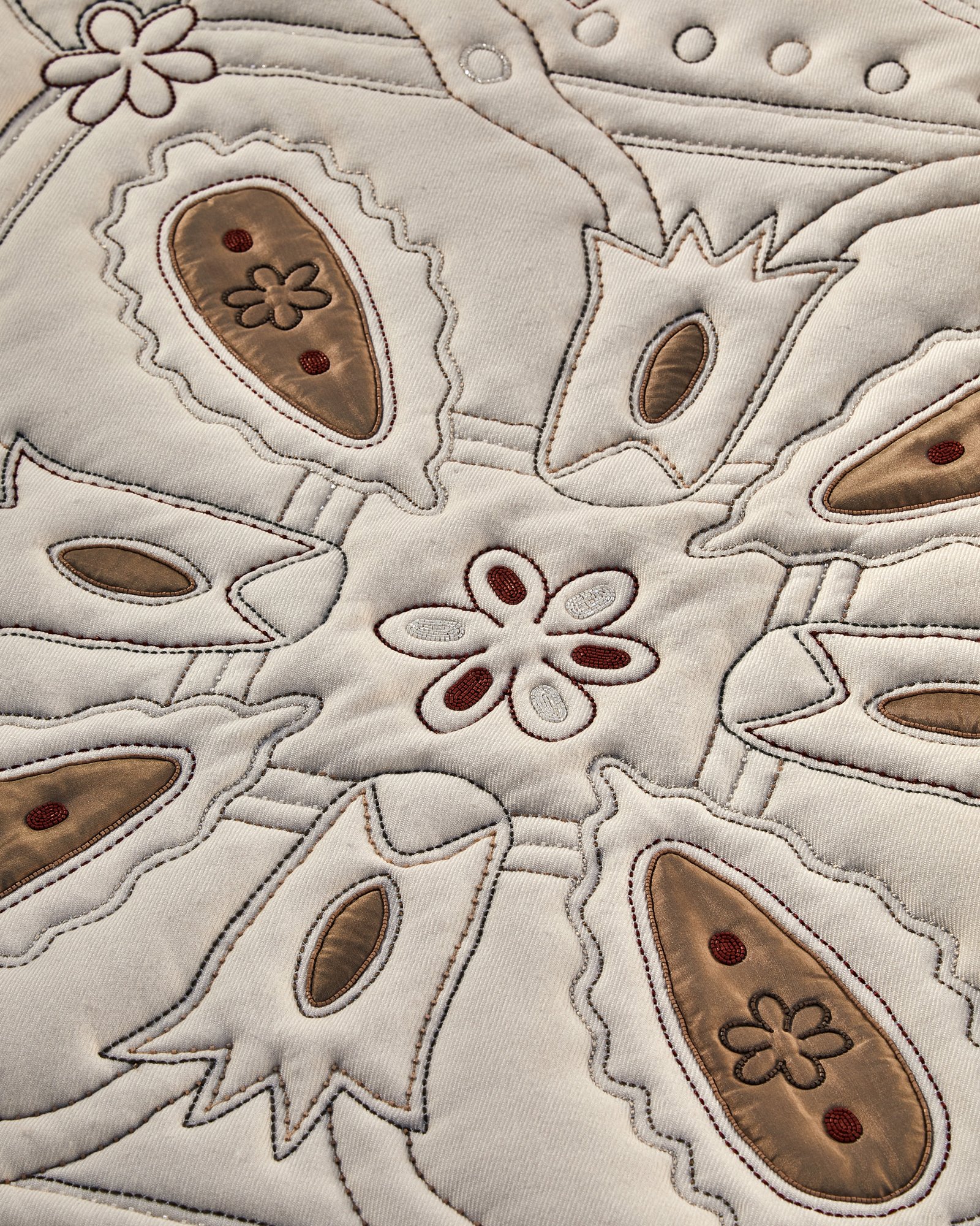 Loro-Piana_Design-Week-2026_13_Alla-Corte-dei-Cardi-(2).jpg