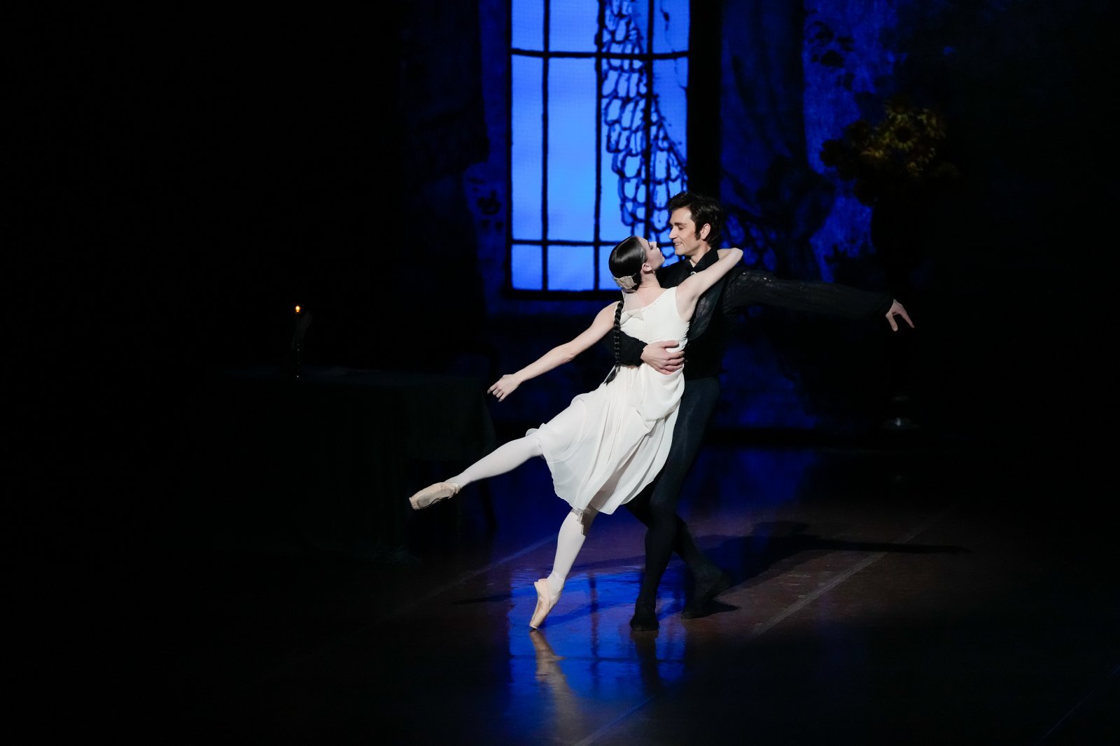 Onegin_09_Badenes & Vogel_photo_Roman Novitzky-Stuttgart Ballet.jpg