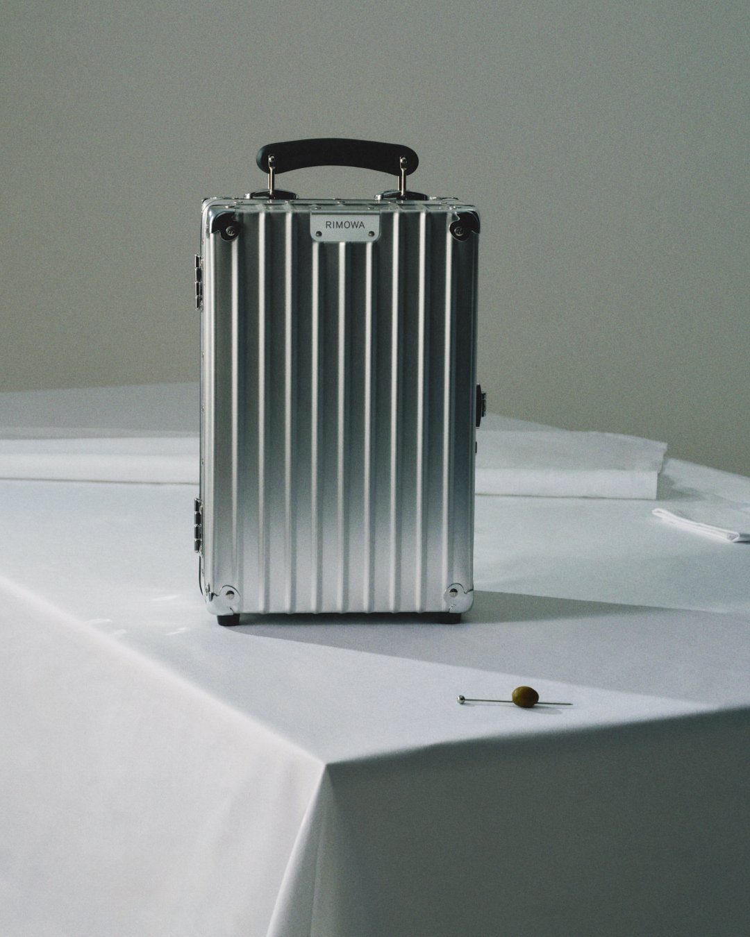 RIMOWA_BeautyShots_2025 July_17_EXT_4x5.jpeg