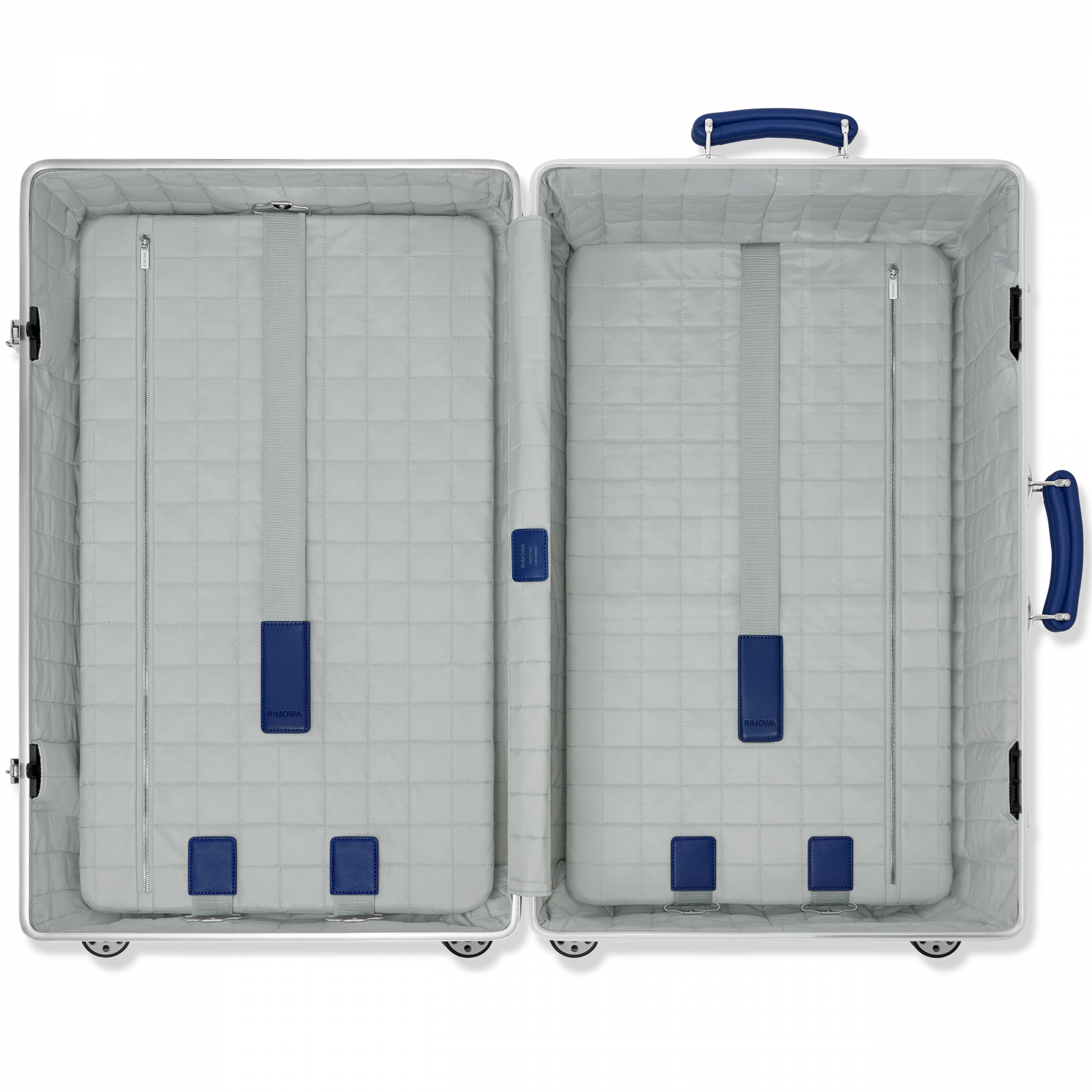 RIMOWA_Classic_Grid_Silver_Trunk_PDP_O.png